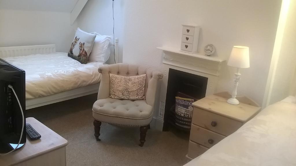Anton Guest House Bed And Breakfast Shrewsbury Oda fotoğraf